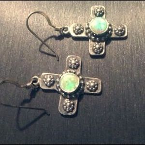 Gorgeous Multi-Faceted Silver Earrings Must Have